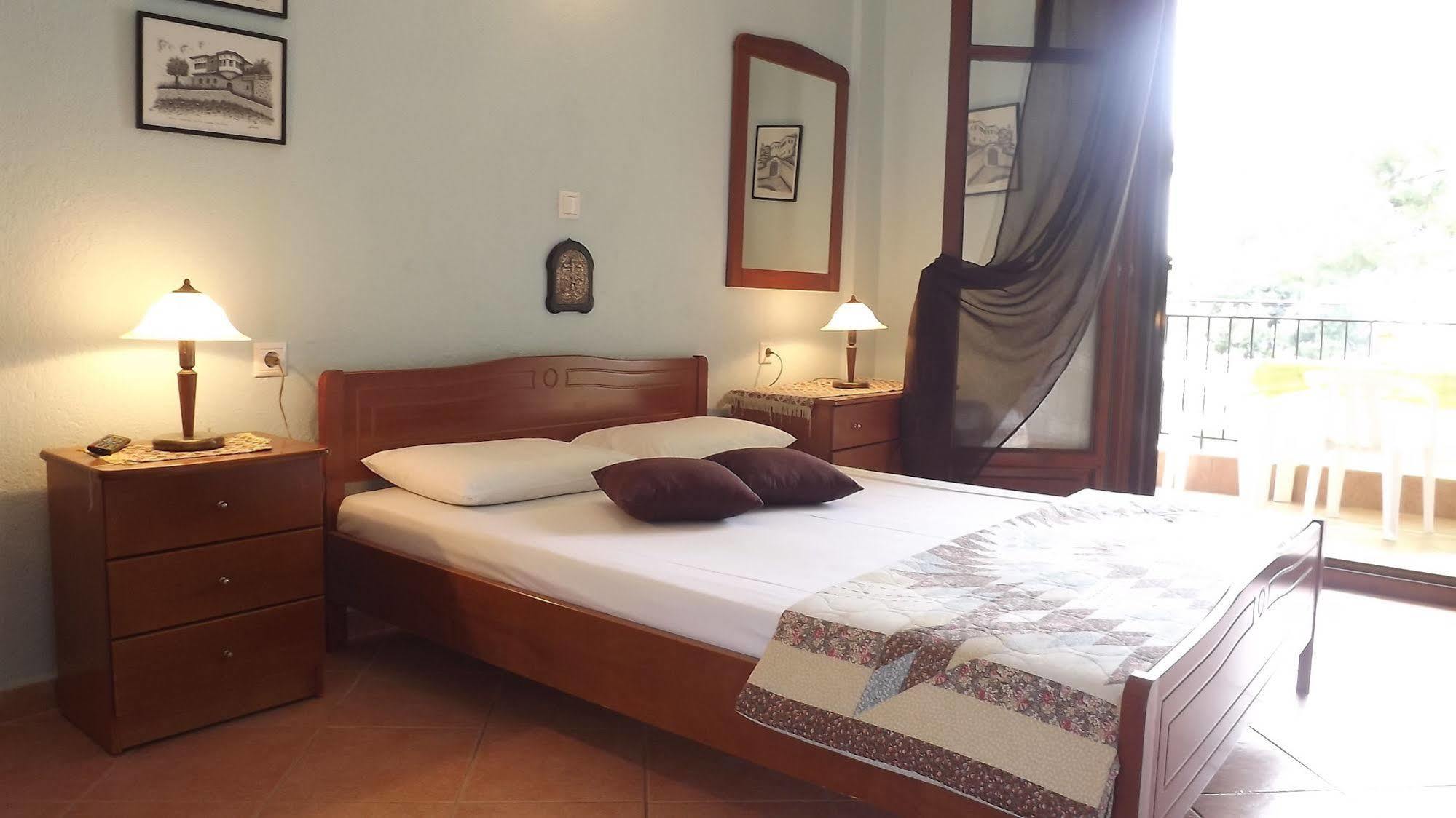 Pefka Studios & Apartments Halkidiki Dış mekan fotoğraf